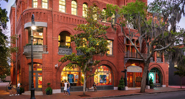 The Savannah College of Art and Design & Savannah Quarters